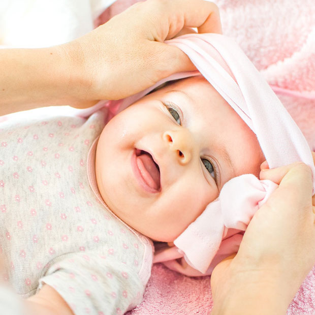 Vêtements bébés pour les premières semaines